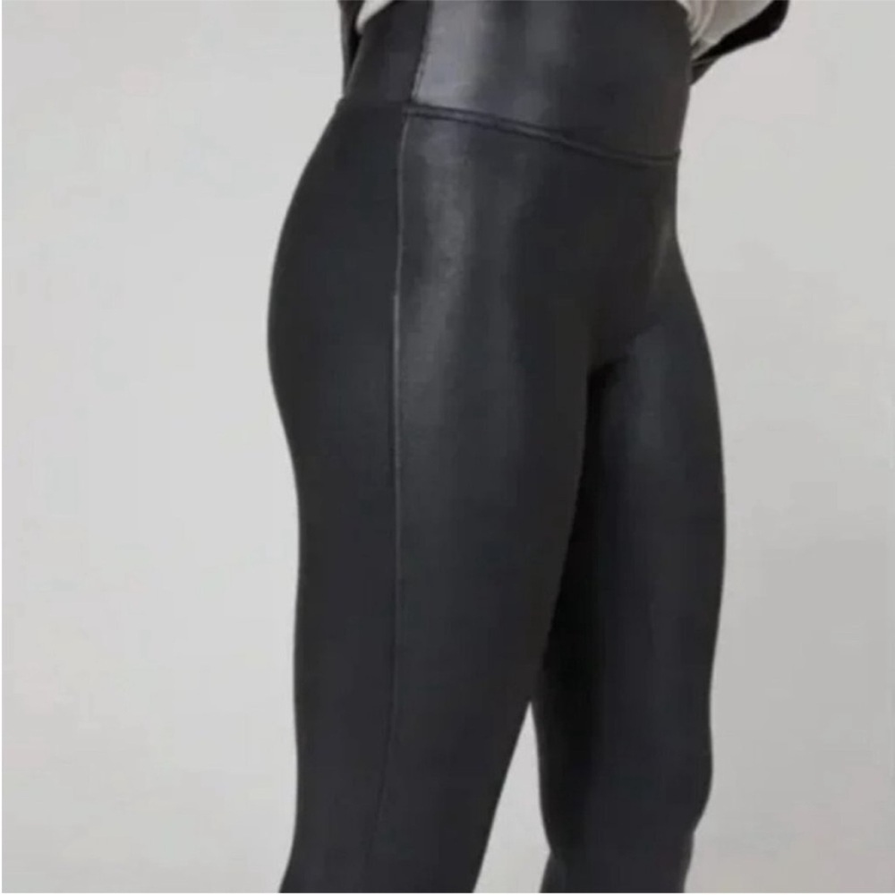 Spanx faux leather high rise leggings small - Picture 3 of 14